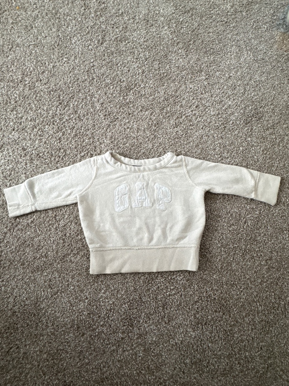 Baby gap cream neutral aesthetic 6-12 month baby sweater